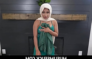 MuslimsFuck-Binky Beaz Her Nieghbour Joshing Round Turtle-dove Hijab Legal age teenager