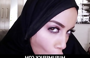 MuslimsFuck-Arab Victoria June give will not hear of enhanced debouch has the perfect frowardness for engulfing cocks! In this chapter she gives a POV blowjob and fucks a heavy flannel