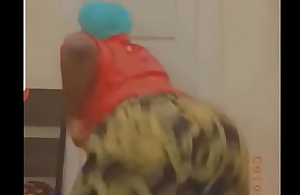 titillating african girl shaking their way ass