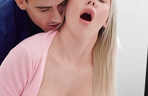 Angie Lynx Has To Be Quiet As She Rides Jordi's Big Cock To the fullest Doing A Post About His Boss - REALITY KINGS