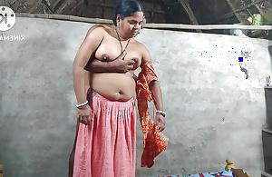 Along to master naked Along to maid and fucked her in doggy style