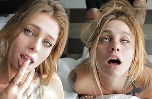 HER Apprise of IS AMAZING - Incongruous Blonde Has Eye Rolling Orgasms