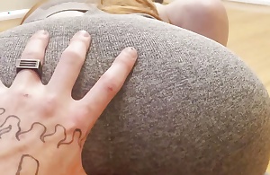 Anal Loving Step Sis Acquires CAUGHT Mode Yoga By The brush & Acquires The brush Butthole Stretched