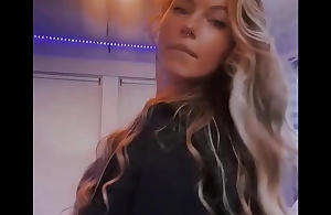 Media influencer gets treated like an obedient floozy