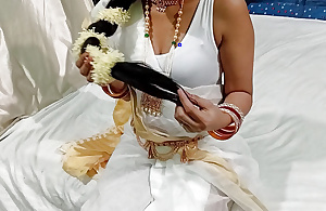 Tamil bhabhi's muff fucked in white saree